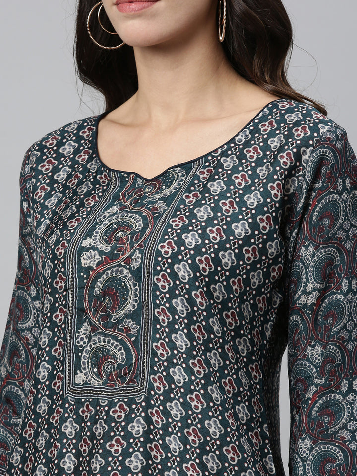 Neerus Women Teal Green Ethnic Motifs Printed Kurta