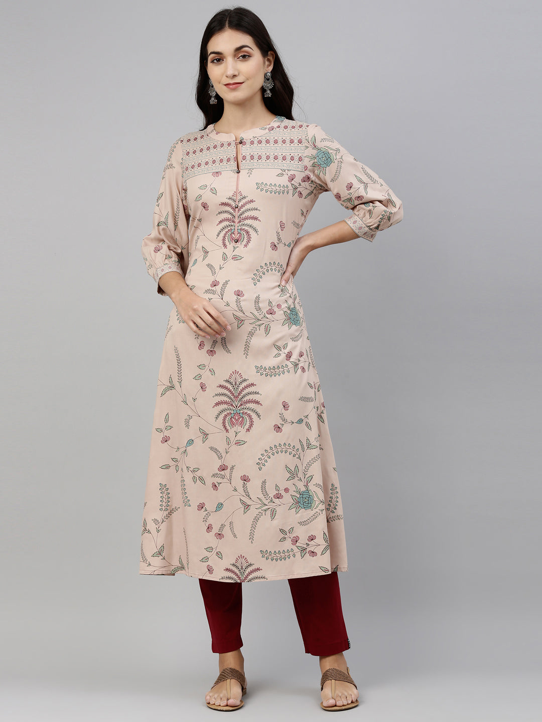 Neerus Women Peach-Coloured Floral Printed Floral Kurta