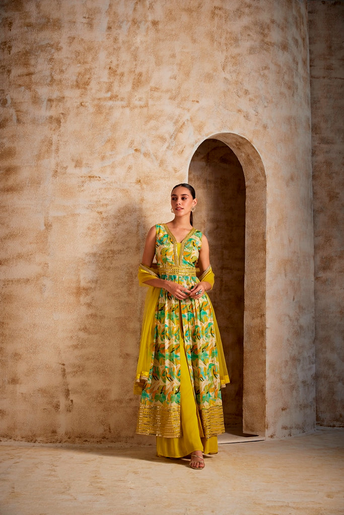 Neerus Green crepe printed suit palazzo set - front view