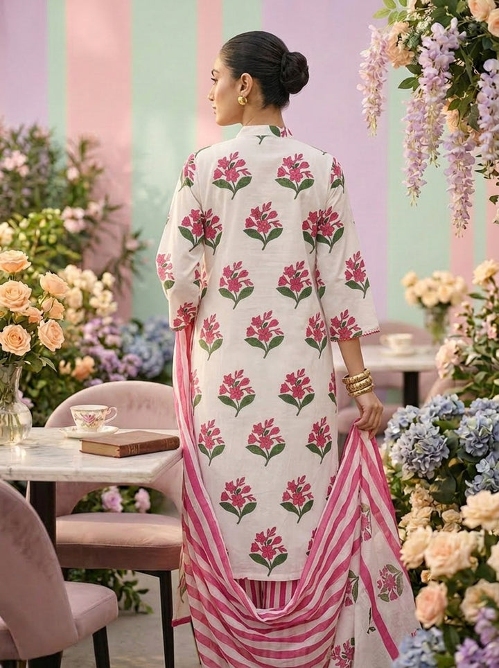 Neerus Pink cotton printed suit set - back view
