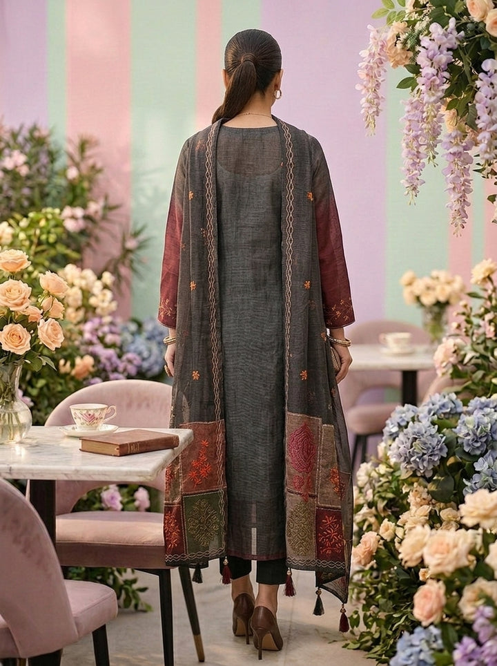 Neerus Grey linen printed suit set - back view