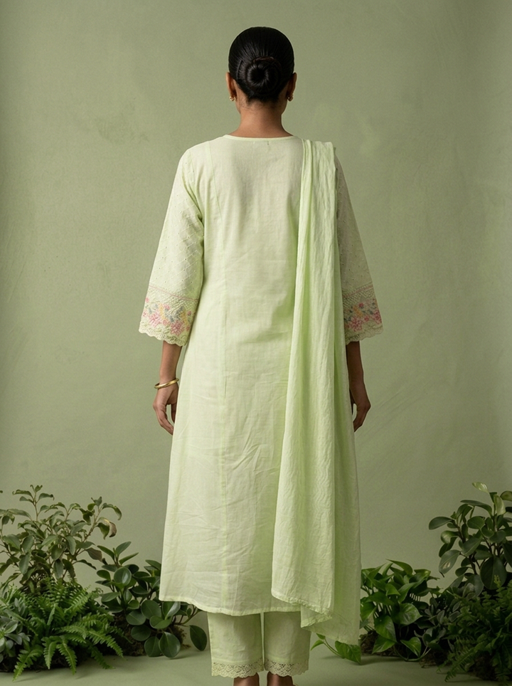 Pista Cotton Floral Thread Embroidered Three Piece Set