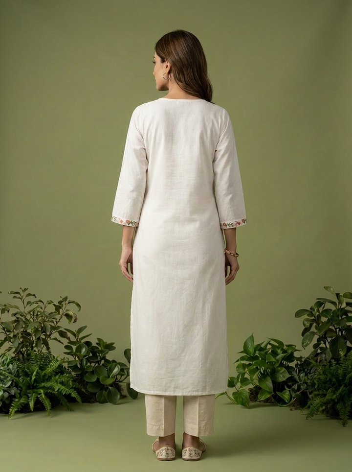 White Cotton Thread And Patch Embroidered Kurta