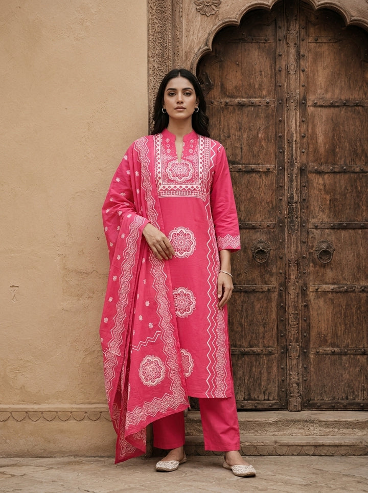 Rose Cotton Chevron And Floral Printed Three Piece Set