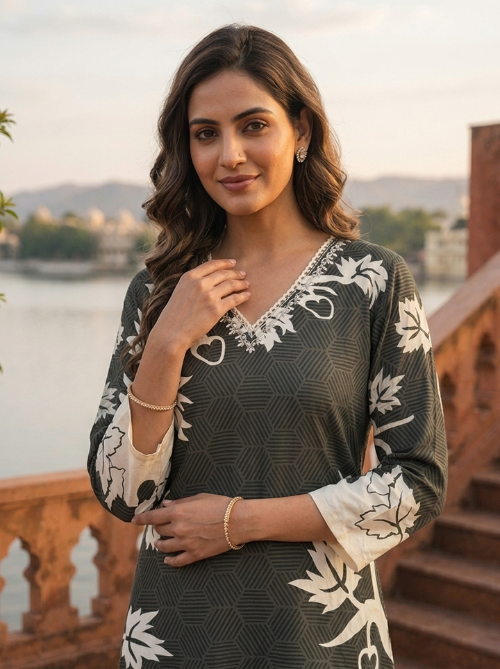 Black Rayon Geometric Botanical Printed Kurta