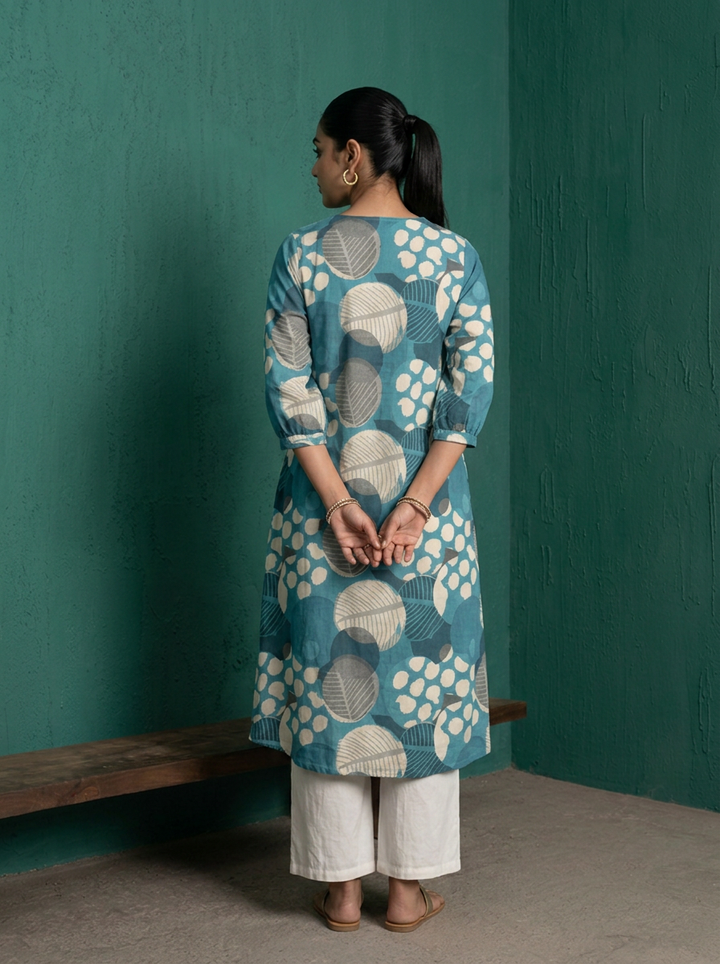 Blue Cotton Abstract Leaf Printed Kurta