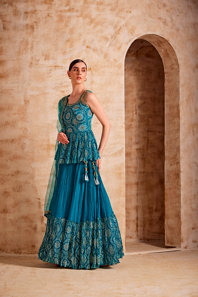 Neerus Green silk embroidered suit set - side view