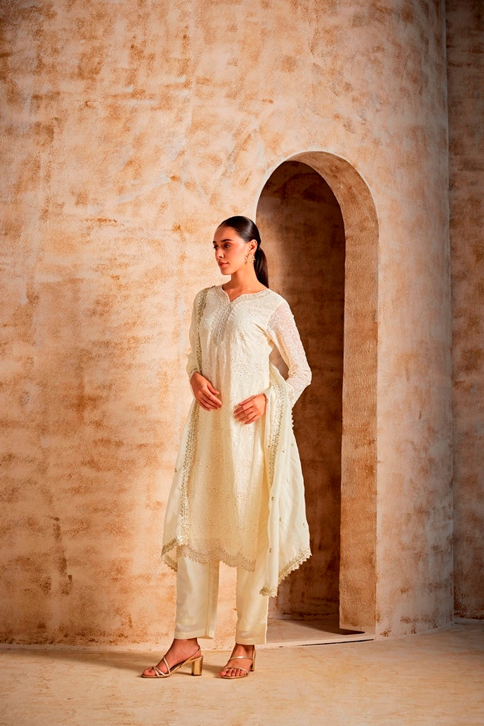 NEERU'S WOMEN CREAM COLOR SUIT SET