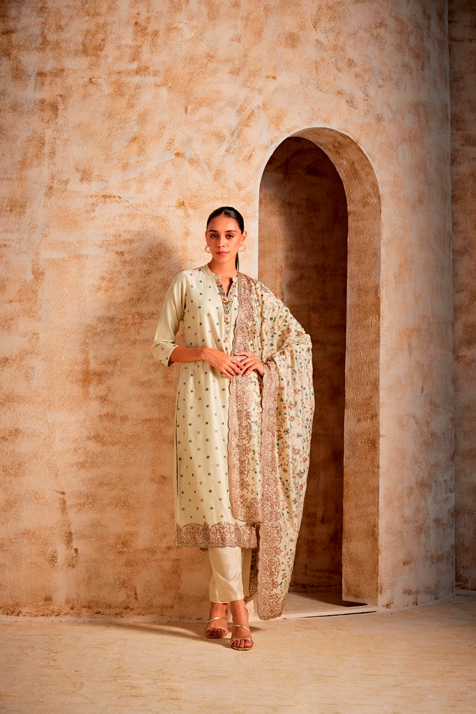 Neerus Green cotton printed suit set - back view