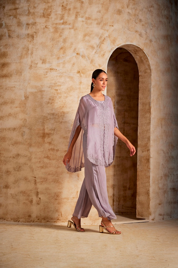 Neerus Purple georgette suit set - side view