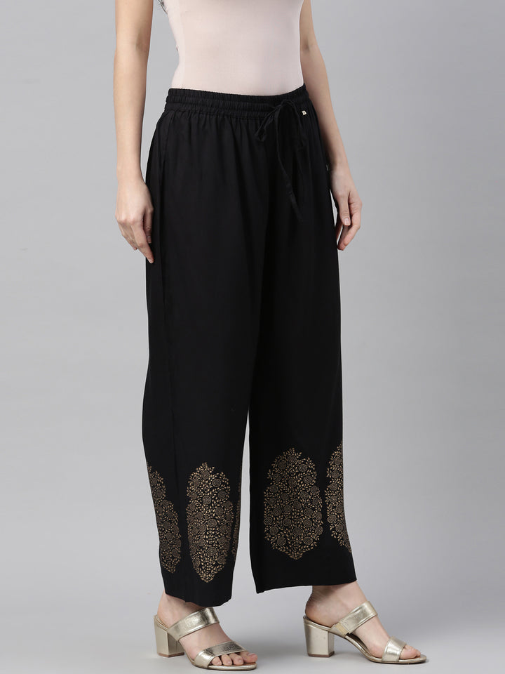 Neerus Black Color Plazzo