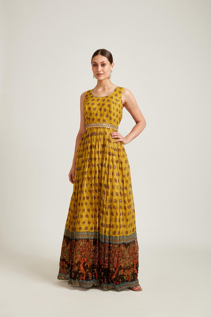 Neerus Yellow gown - front view