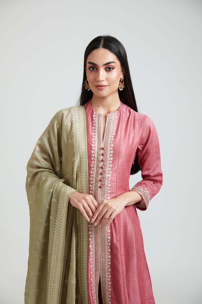 Neerus Women Silk Pink Kurta Set