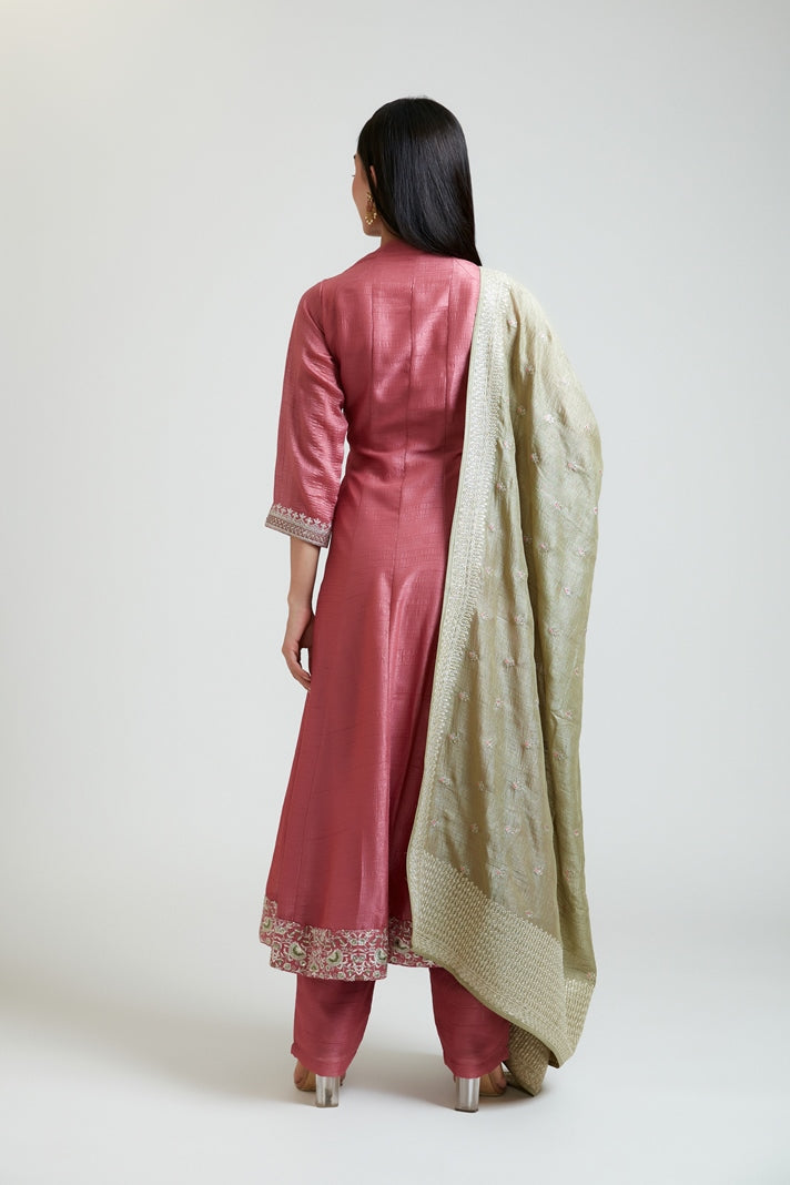 Neerus Women Silk Pink Kurta Set