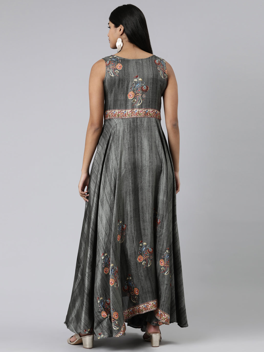 Neerus Olive Curved Casual Embroidered Maxi Dress