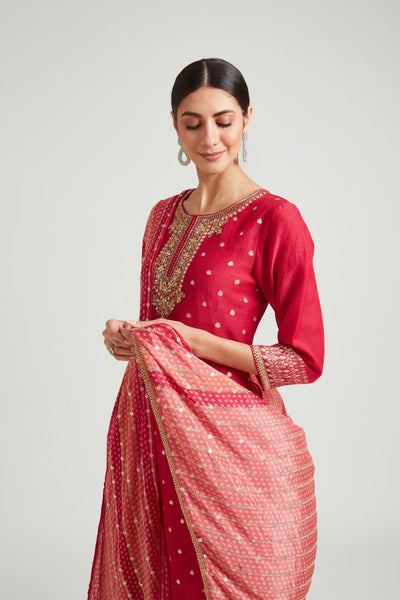 Neeru's Rani Color Banaras Fabric Salwar Kameez
