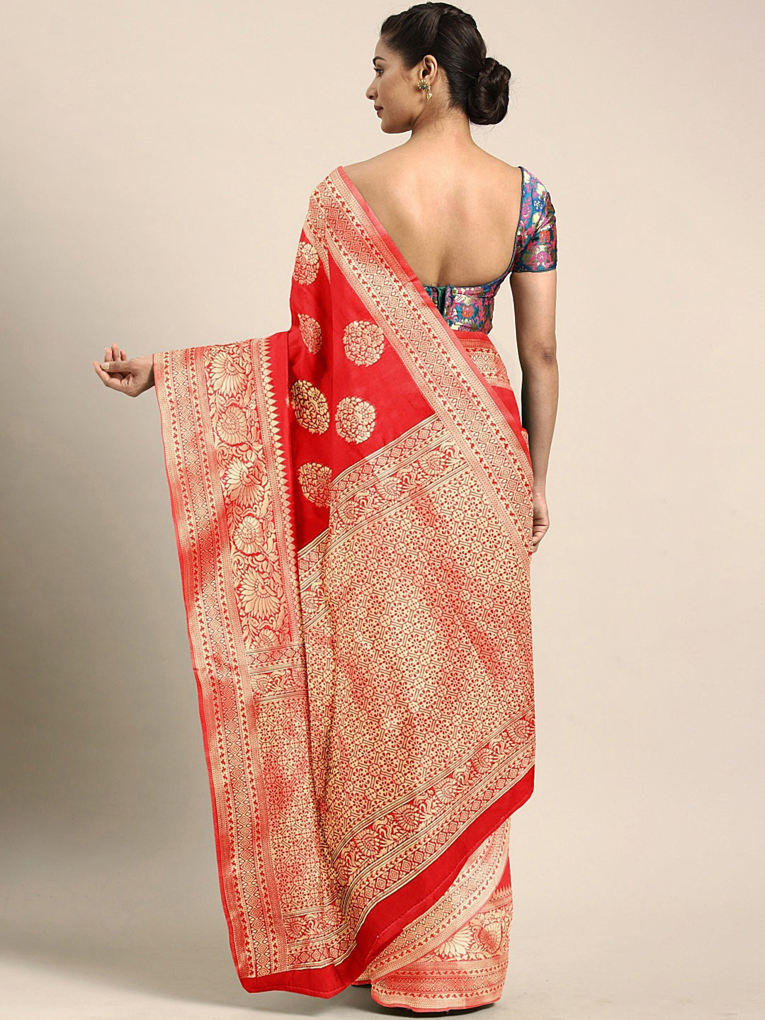 Neeru's Red Textured Saree With Blouse
