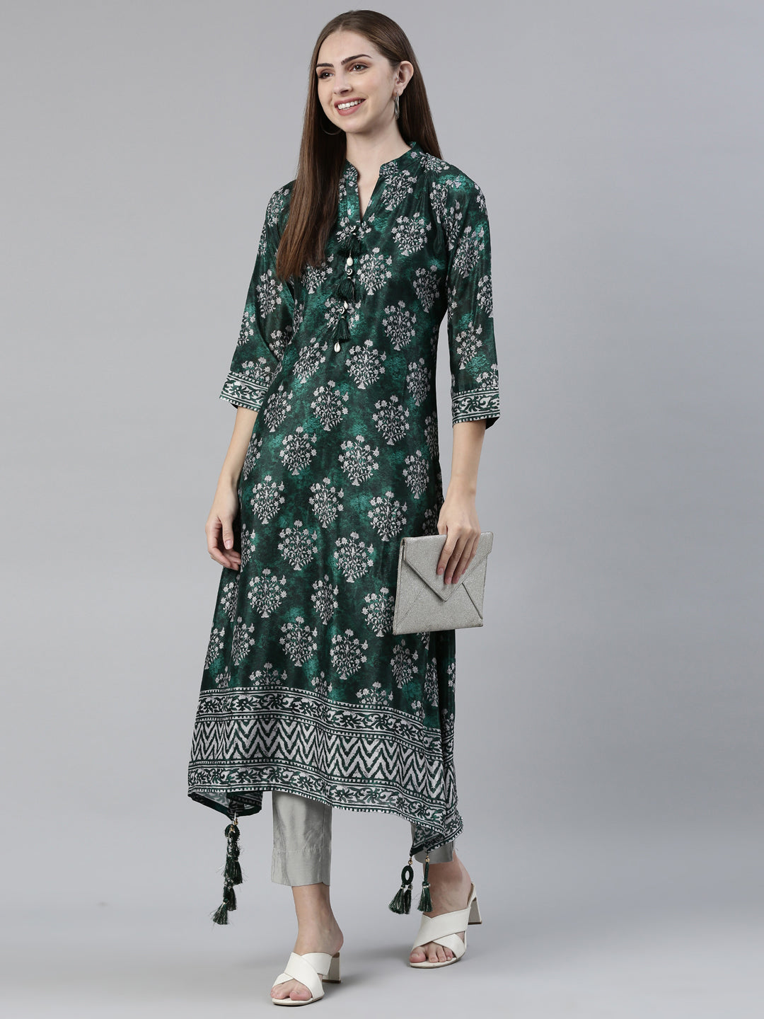 Neerus Green Curved Regular Crepe Kurtas