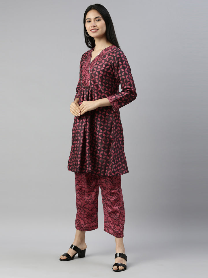 Neerus Magenta Color Model Fabric Suit Set