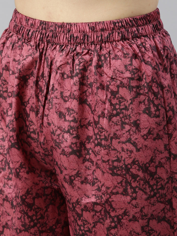 Neerus Magenta Color Model Fabric Suit Set