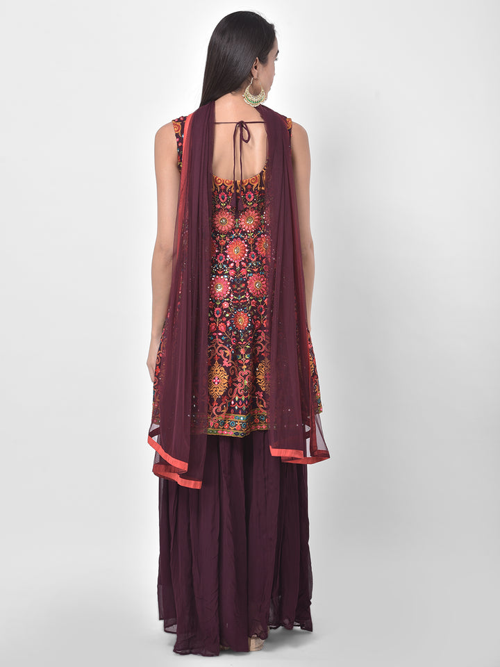 Neerus Maroon embroidered kurta set with skirt and dupatta - detail view 1