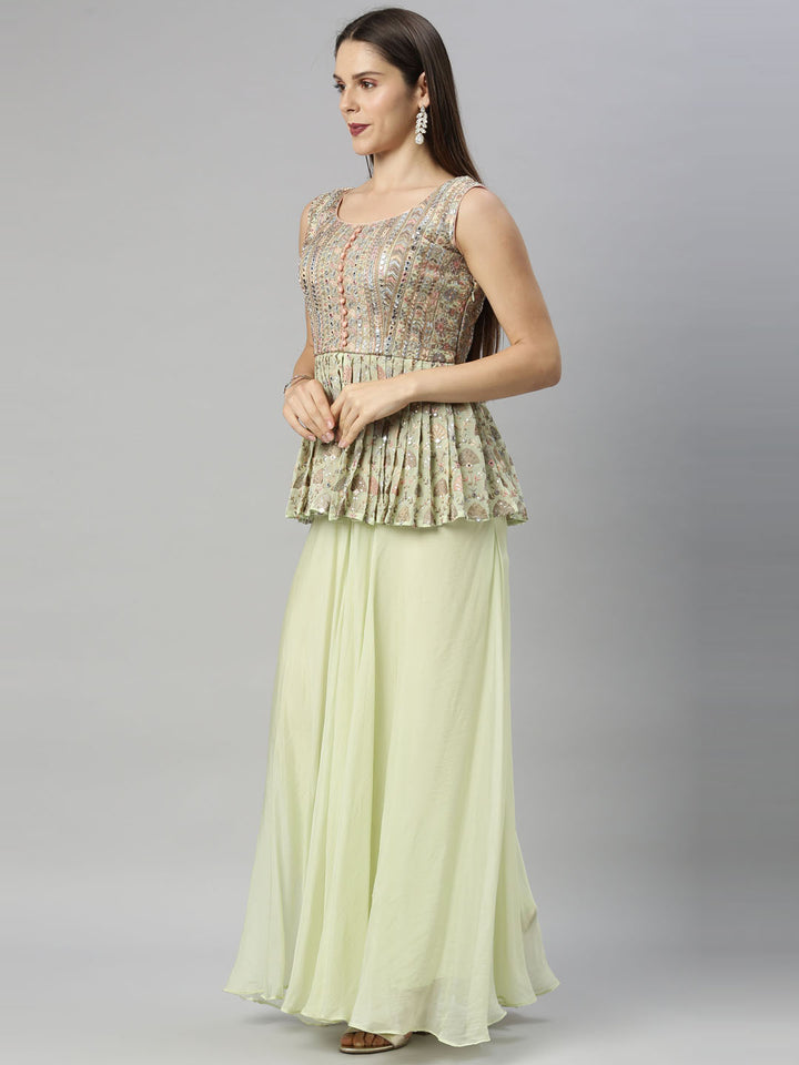 Neerus Green georgette embroidered kurta set peplum - detail view 3