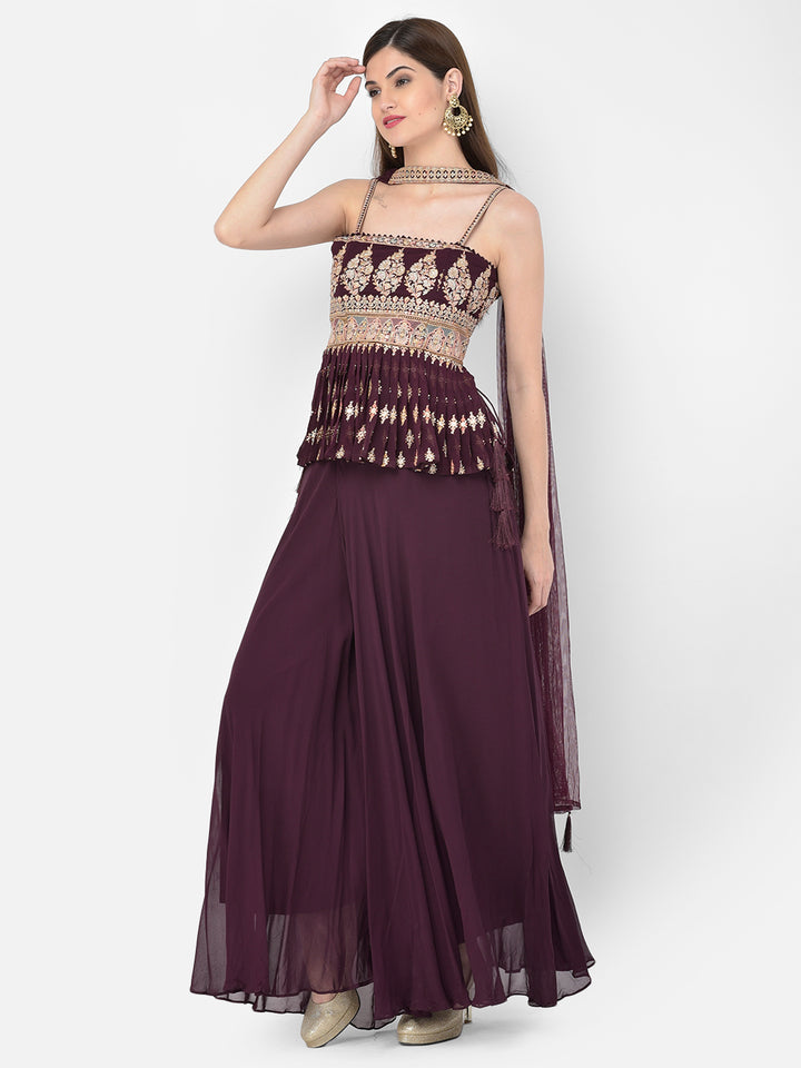 Neerus Maroon georgette embellished kurta set - back view