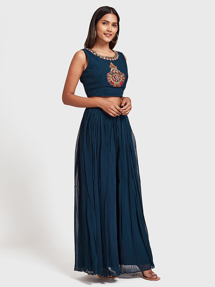 Neerus Blue embroidered co-ord set top skirt shrug - detail view 2