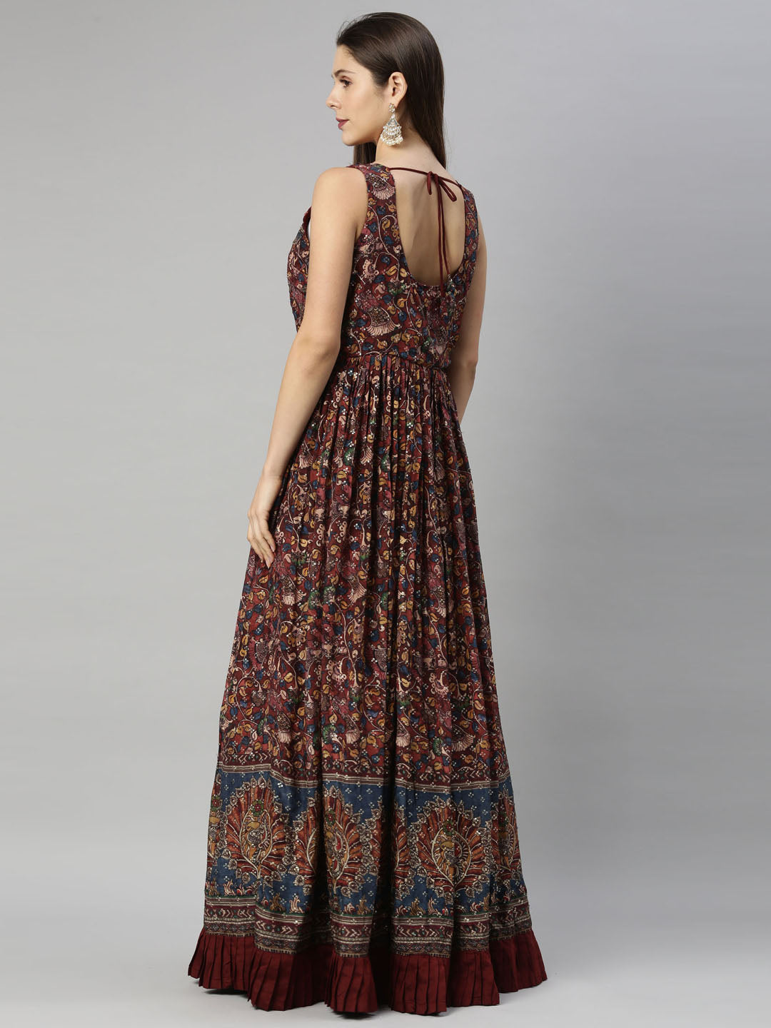 Neerus Maroon silk gown - detail view 2