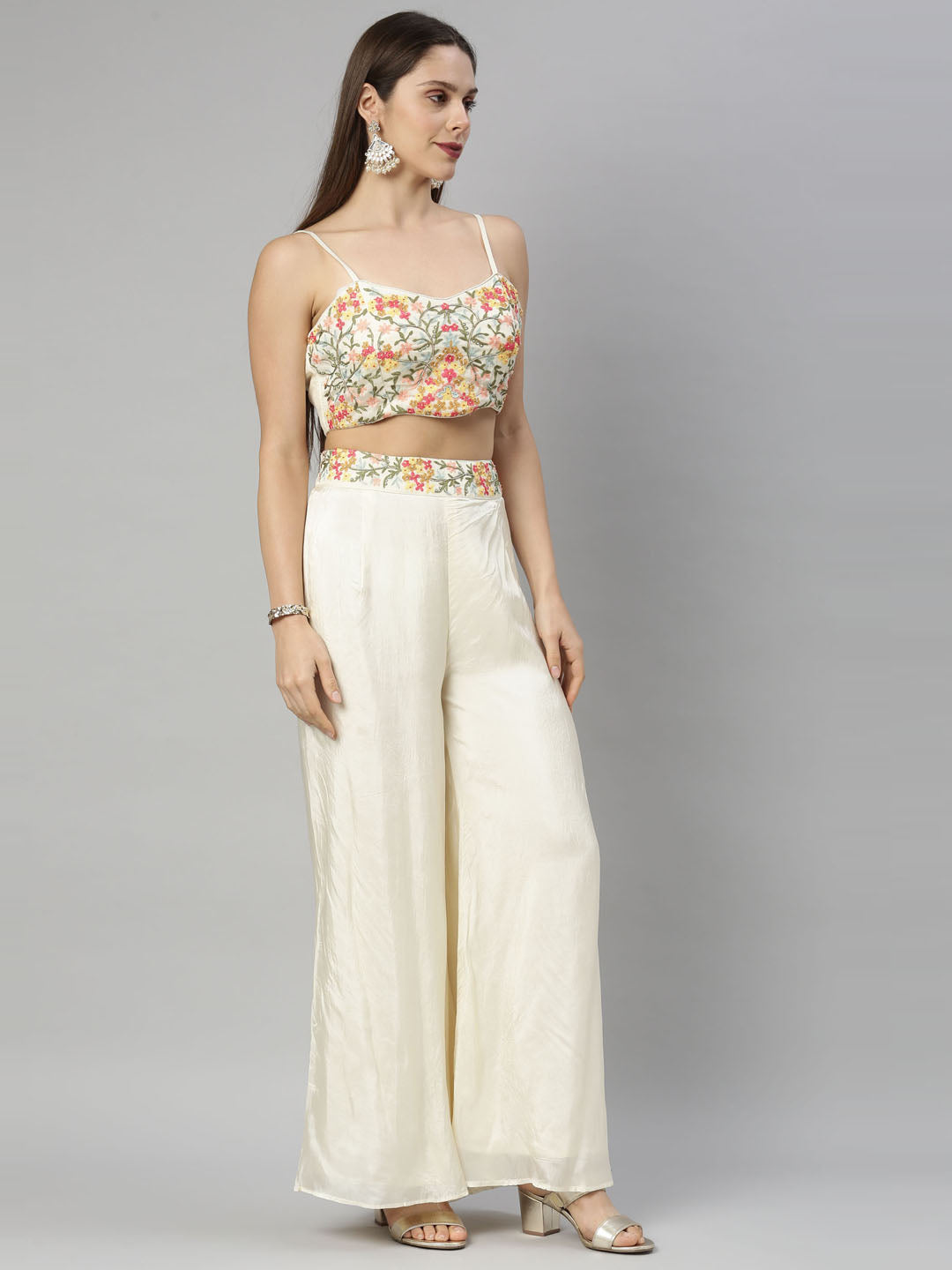 Neerus Beige crepe solid co-ord set - detail view 4