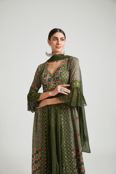 Neeru's B Green Color Georgette Fabric Salwar Kameez