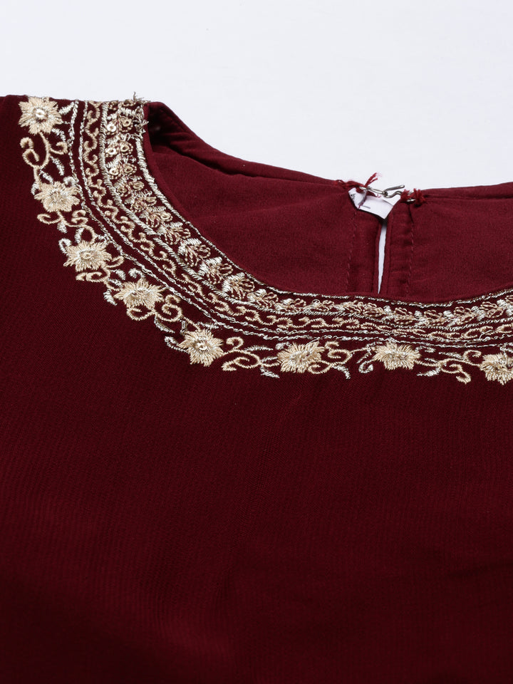 Neerus Maroon georgette fusion suit set - back view