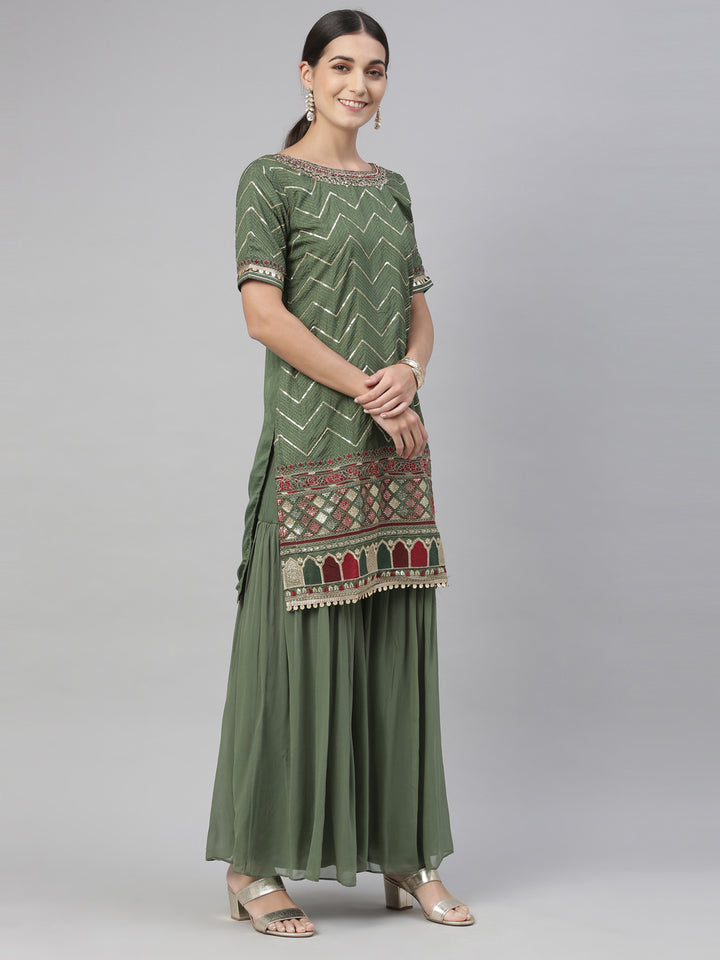 Neerus Green Chanderi printed kurta set - detail view 6
