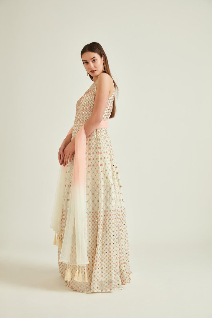 Neerus White georgette embellished kurta with dupatta - front view