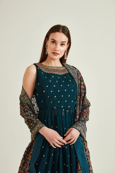 Neeru'S PEACOCK Colour GEORGETTE Fabric SUIT
