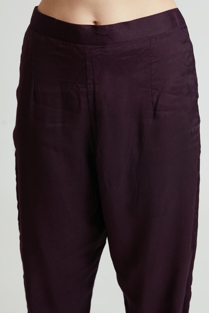 Neerus Maroon georgette ethnic kurta set - detail view 3