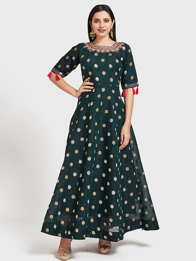Neeru's Green Textured Anarkali Kurta