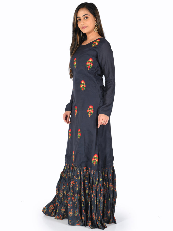 Neerus Navy Embroidered Straight Kurta