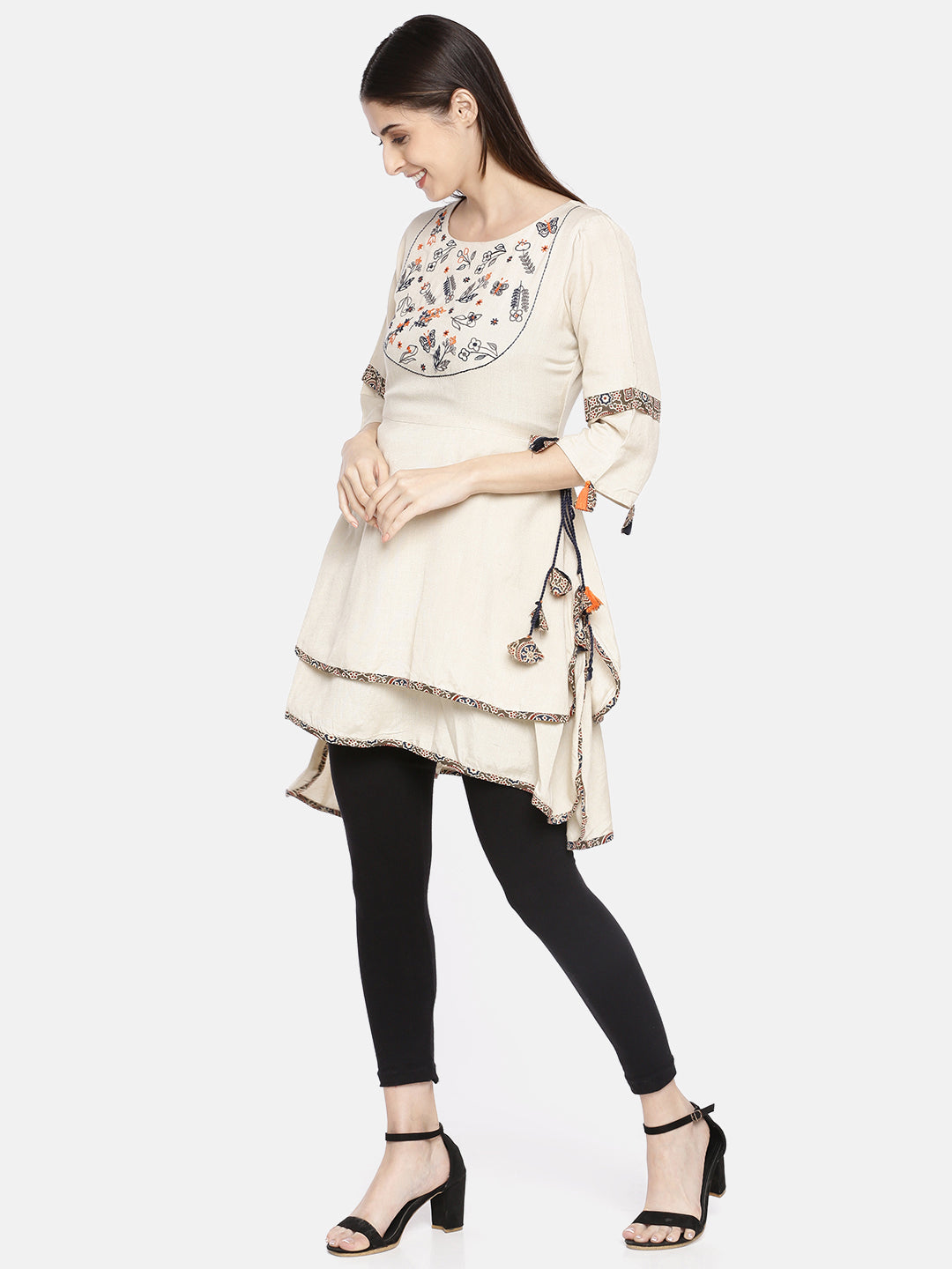 Neerus Women Off-White Embroidered Tunic
