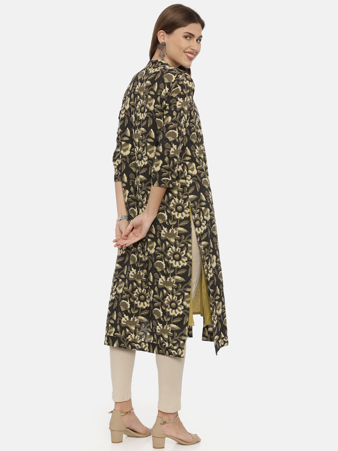 Neerus Multicolor Printed Straight Kurta With Jacket