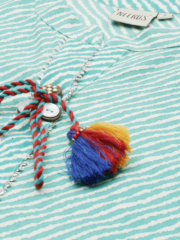 Neerus Green Striped Straight Kurta