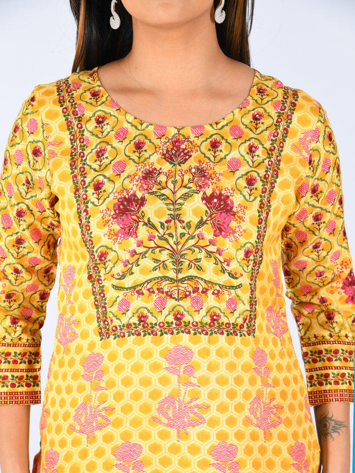 Neerus Yellow Printed Straight Kurta
