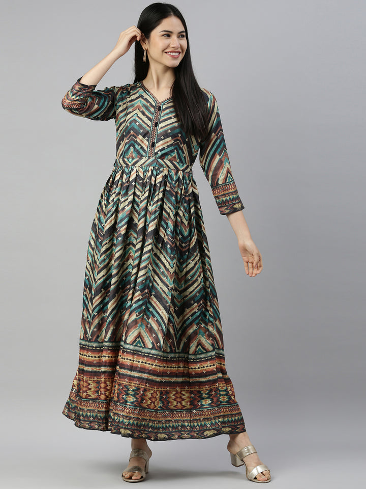Neerus Multi silk printed kurti - detail view 2