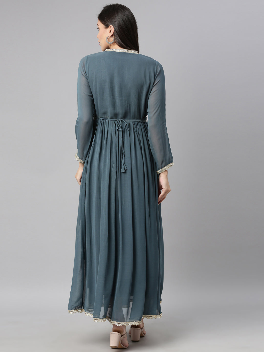 Neerus Grey georgette solid kurta - detail view 2