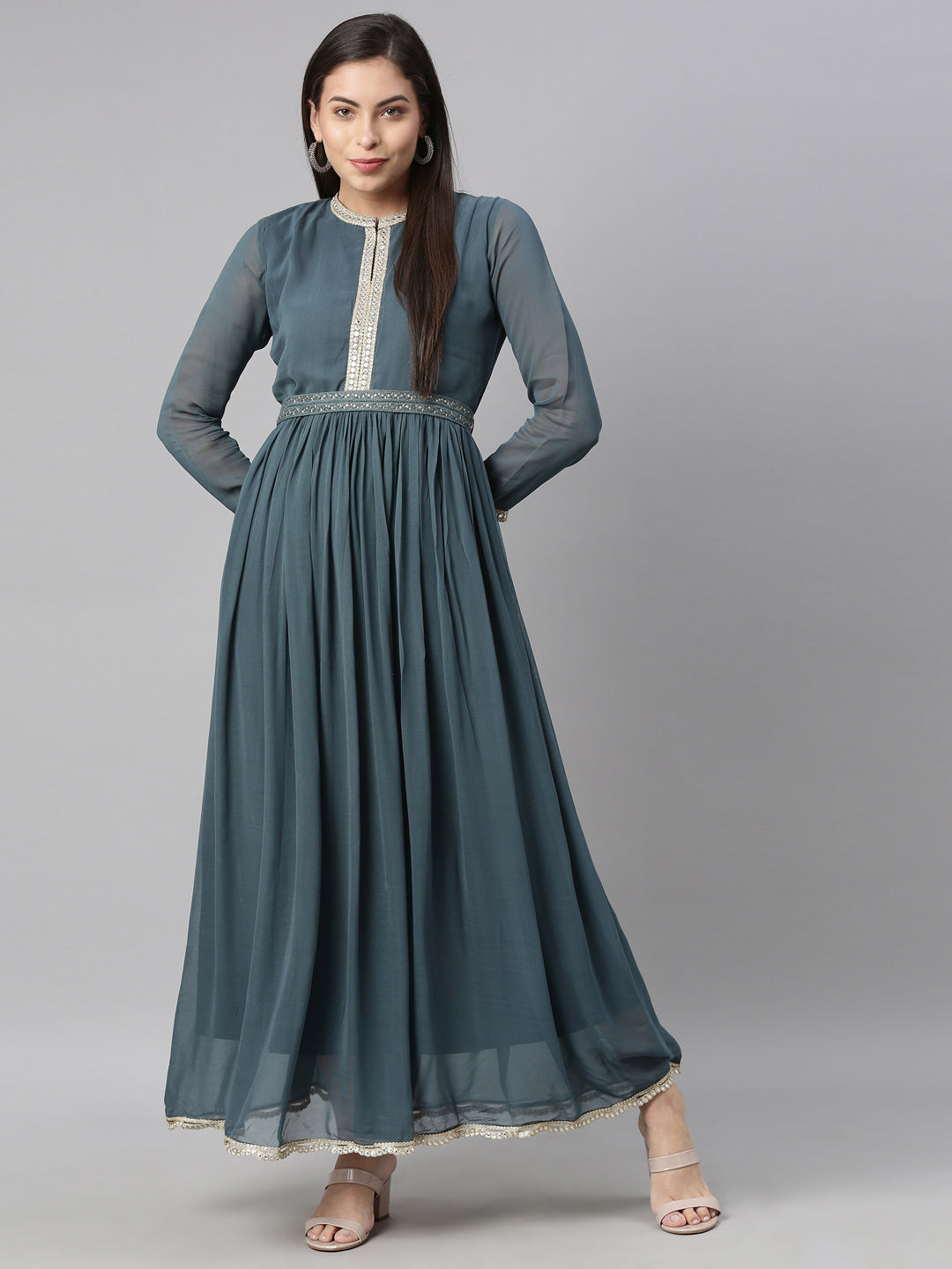 Neerus Grey georgette solid kurta - detail view 3