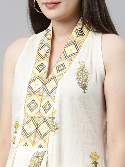 Neeru's White Printed Kurta Pant Set