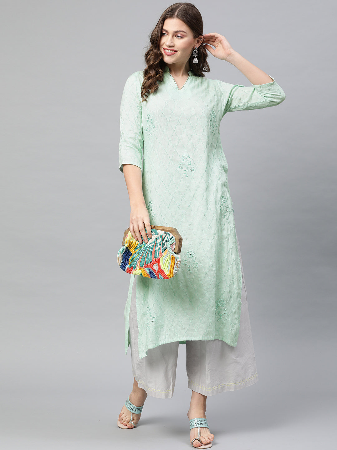 Neerus Green Embroidered Straight Kurta