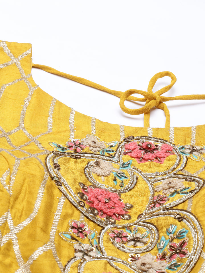 Neerus Yellow georgette solid kurta set - side view