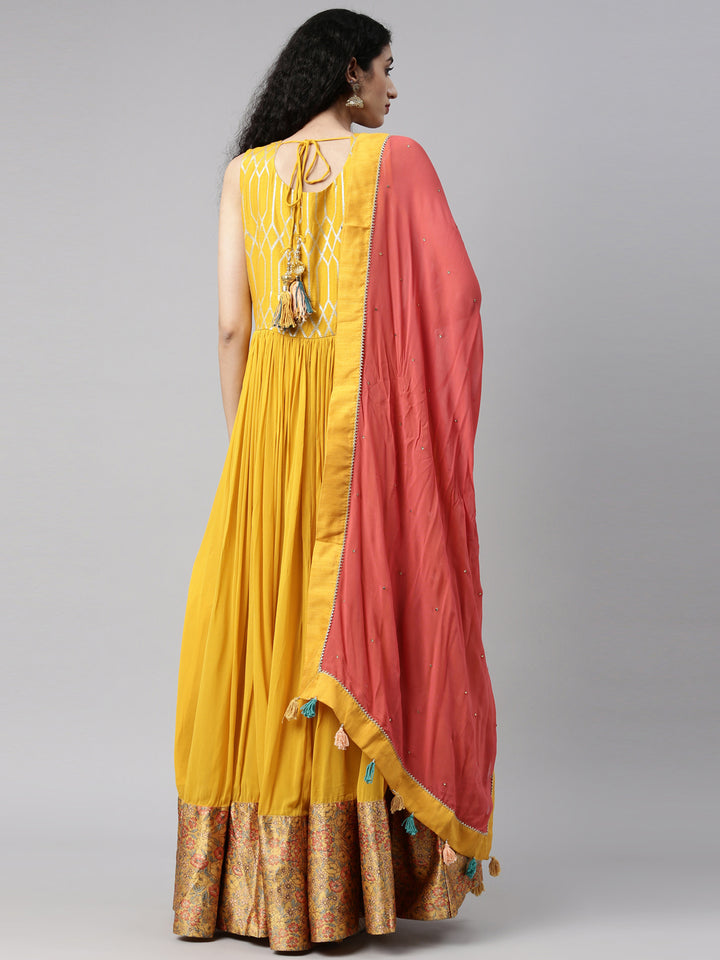 Neerus Yellow georgette solid kurta set - detail view 5