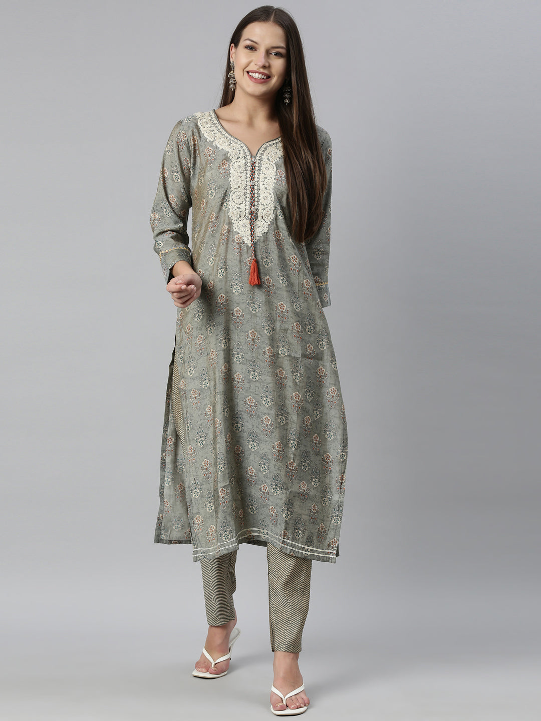 Neerus Grey muslin straight kurta set - detail view 3